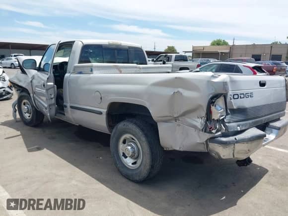 1999 Dodge RAM with VIN 3B7KC2665XM545187, listed as a IAAI auction lot 42643952 with 172,688 mi miles and . Bid and sale history available at DreamBid. Image 3.