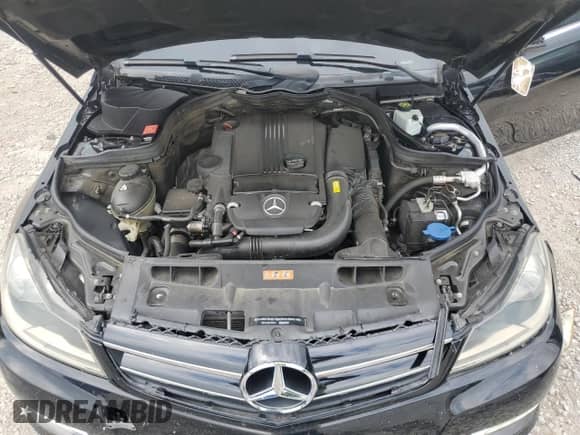 2014 Mercedes-Benz C 250 z VIN WDDGJ4HBXEG285769, wystawiony jako Copart lot #68011155 z przebiegiem Nie podano mil oraz Szkoda całkowita • Salvage title. Historia ofert i sprzedaży dostępna na DreamBid. Obrazek 11.