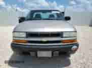 2003 Chevrolet S-10 LS с VIN 1GCCS14HX38144125, выставлен на аукционе Copart как лот 66697325 с пробегом 83 111 миль миль и Чистый • Clean title. История ставок и продаж доступна на DreamBid. Изображение 5.