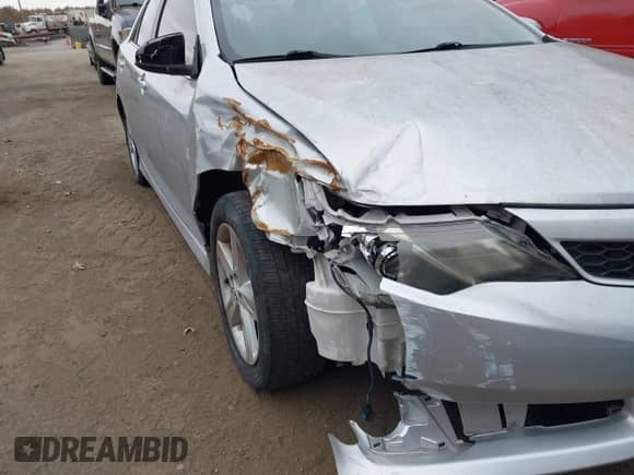 2012 Toyota Camry SE с VIN 4T1BF1FK5CU115711, выставлен на аукционе IAAI как лот 43579805 с пробегом 241 559 миль миль и . История ставок и продаж доступна на DreamBid. Изображение 6.