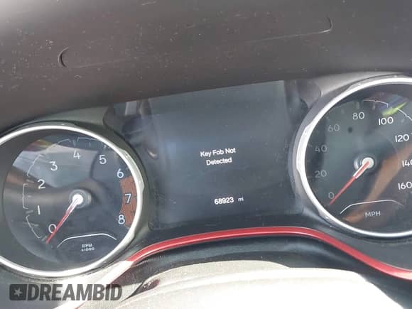 2020 Jeep Compass Trailhawk z VIN 3C4NJDDB8LT143999, wystawiony jako IAAI lot #43169195 z przebiegiem 68 923 mil mil oraz . Historia ofert i sprzedaży dostępna na DreamBid. Obrazek 7.