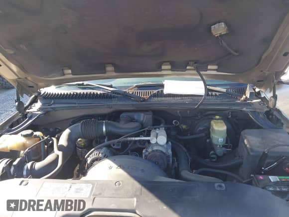 2002 Chevrolet Silverado 1500 LS with VIN 1GCEC19W82Z346709, listed as a IAAI auction lot 42723237 with 393,638 mi miles and . Bid and sale history available at DreamBid. Image 10.