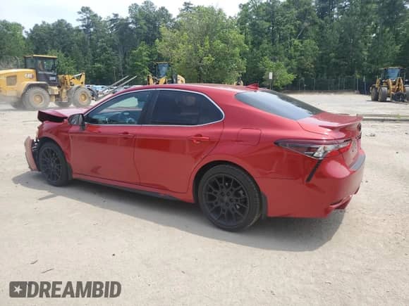 2021 Toyota Camry SE z VIN 4T1S11AK7MU450170, wystawiony jako Copart lot #60863555 z przebiegiem 17 898 mil mil oraz Szkoda całkowita • Salvage title. Historia ofert i sprzedaży dostępna na DreamBid. Obrazek 2.