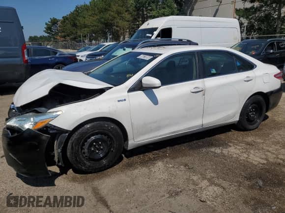 2016 Toyota Camry LE с VIN 4T1BD1FK0GU188447, выставлен на аукционе Copart как лот 68633895 с пробегом 293 976 миль миль и Списание • Salvage title. История ставок и продаж доступна на DreamBid. Изображение 1.