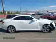 2011 Lexus IS 250 C z VIN JTHFF2C24B2516580, wystawiony jako IAAI lot #43136918 z przebiegiem 122 636 mil mil oraz . Historia ofert i sprzedaży dostępna na DreamBid. Obrazek 13.