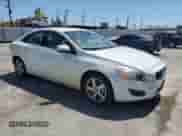 2012 Volvo S60 T5 с VIN YV1622FS4C2046569, выставлен на аукционе Copart как лот 56429235 с пробегом 97 170 миль миль и Чистый • Clean title. История ставок и продаж доступна на DreamBid. Изображение 4.
