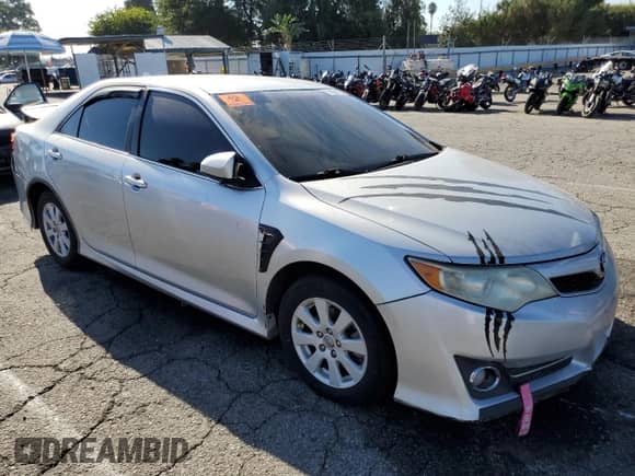 2014 Toyota Camry L with VIN 4T1BF1FK8EU423216, listed as a Copart auction lot 71552105 with Not provided miles and Salvage title. Bid and sale history available at DreamBid. Image 4.