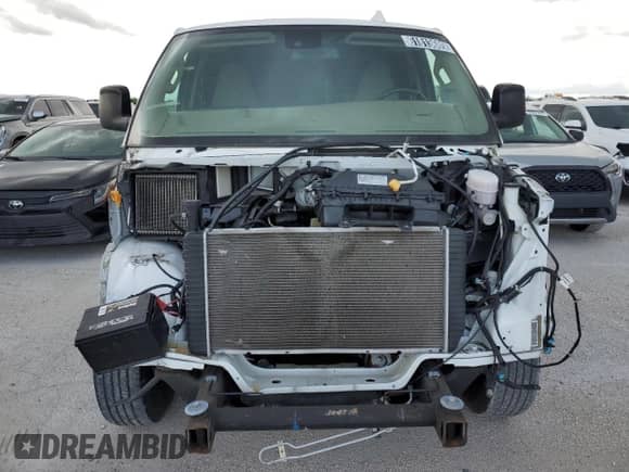 2021 Chevrolet Express Cargo with VIN 1GCWGAFP3M1258920, listed as a Copart auction lot 69327695 with 42,951 mi miles and Clean title. Bid and sale history available at DreamBid. Image 5.