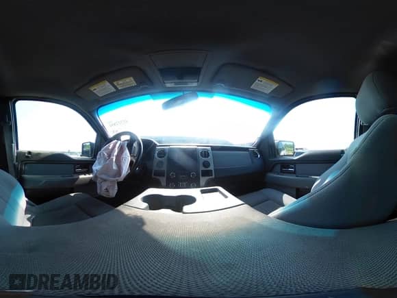 2014 Ford F-150 XL z VIN 1FTEX1CM8EFD04090, wystawiony jako IAAI lot #42322851 z przebiegiem Nie podano mil oraz . Historia ofert i sprzedaży dostępna na DreamBid. Obrazek 18.