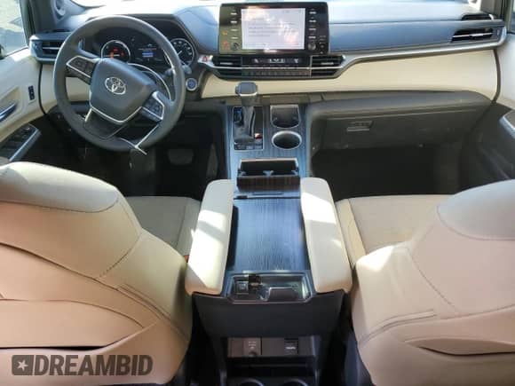 2024 Toyota Sienna Limited с VIN 5TDZRKEC3RS200330, выставлен на аукционе Copart как лот 84029504 с пробегом 11 670 миль миль и Списание • Salvage title. История ставок и продаж доступна на DreamBid. Изображение 8.