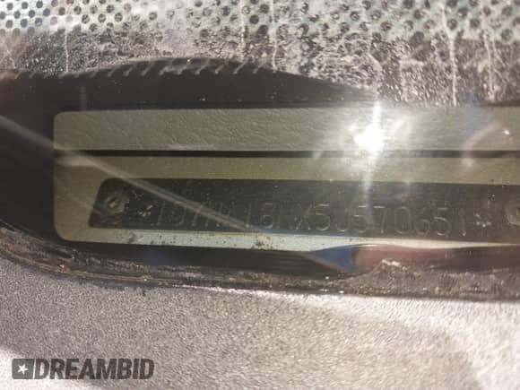 2005 Dodge 1500 SLT z VIN 1D7HA18NX5J570651, wystawiony jako IAAI lot #43420749 z przebiegiem 242 118 mil mil oraz . Historia ofert i sprzedaży dostępna na DreamBid. Obrazek 9.