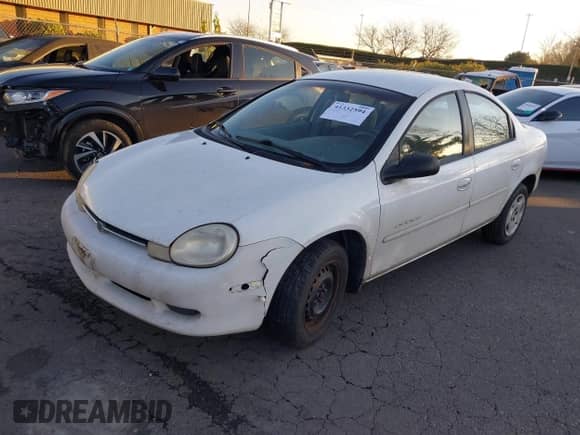 2000 Dodge Neon Highline с VIN 1B3ES46CXYD510774, выставлен на аукционе IAAI как лот 41332594 с пробегом 181 596 миль миль и . История ставок и продаж доступна на DreamBid. Изображение 2.