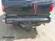 1996 Chevrolet Blazer z VIN 1GNDT13W5T2308389, wystawiony jako IAAI lot #40616254 z przebiegiem 181 707 mil mil oraz . Historia ofert i sprzedaży dostępna na DreamBid. Obrazek 6.