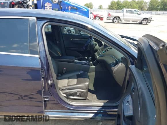 2017 Chevrolet Impala LT with VIN 1G1105S33HU192231, listed as a IAAI auction lot 42873546 with 147,880 mi miles and . Bid and sale history available at DreamBid. Image 5.