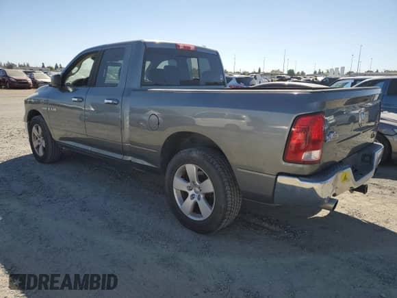 2009 Dodge 1500 ST с VIN 1D3HB18T89S806047, выставлен на аукционе Copart как лот 71322974 с пробегом 134 797 миль миль и Чистый • Clean title. История ставок и продаж доступна на DreamBid. Изображение 2.