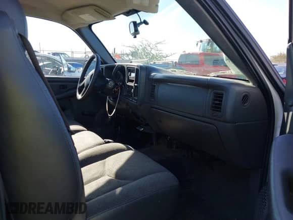 2007 GMC Sierra 1500 SLE with VIN 1GTEC14V17Z195251, listed as a IAAI auction lot 41293743 with 186,642 mi miles and . Bid and sale history available at DreamBid. Image 5.