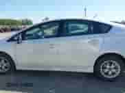 2011 Toyota Prius III z VIN JTDKN3DUXB5341887, wystawiony jako IAAI lot #42765714 z przebiegiem 125 809 mil mil oraz . Historia ofert i sprzedaży dostępna na DreamBid. Obrazek 15.