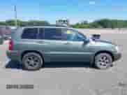 2004 Toyota Highlander with VIN JTEEP21A740007338, listed as a IAAI auction lot 42970676 with 301,500 mi miles and . Bid and sale history available at DreamBid. Image 13.