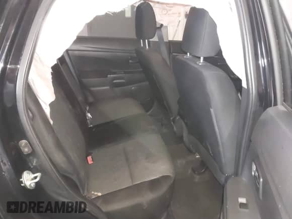 2021 Mitsubishi Outlander ES с VIN JA4ARUAU6MU007529, выставлен на аукционе IAAI как лот 41342240 с пробегом 87 300 миль миль и . История ставок и продаж доступна на DreamBid. Изображение 8.