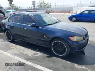 2008 BMW 3 Series 328i с VIN WBAVC53548F009436, выставлен на аукционе IAAI как лот 42660951 с пробегом 195 628 миль миль и . История ставок и продаж доступна на DreamBid. Изображение 1.