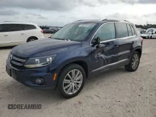 2013 Volkswagen Tiguan SE z VIN WVGAV3AX9DW056696, wystawiony jako Copart lot #54721695 z przebiegiem 108 656 mil mil oraz Szkoda całkowita • Salvage title. Historia ofert i sprzedaży dostępna na DreamBid. Obrazek 1.