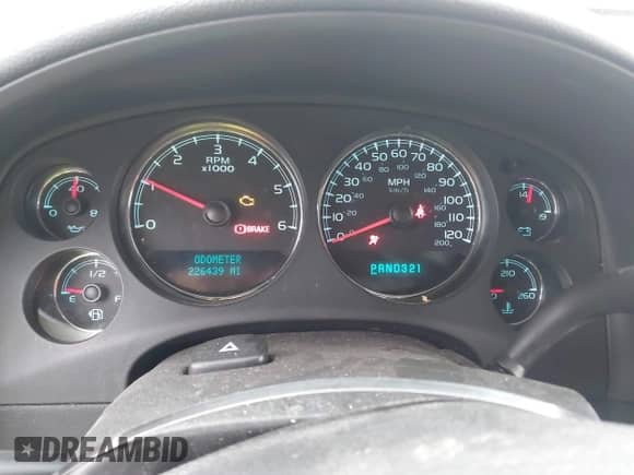 2008 Chevrolet Tahoe 3LT с VIN 1GNFK13088J155544, выставлен на аукционе IAAI как лот 43186198 с пробегом 226 439 миль миль и . История ставок и продаж доступна на DreamBid. Изображение 7.