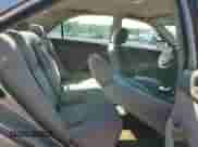 2003 Toyota Camry LE с VIN 4T1BE32K23U664996, выставлен на аукционе Copart как лот 81662365 с пробегом Не указан миль и Списание • Salvage title. История ставок и продаж доступна на DreamBid. Изображение 10.