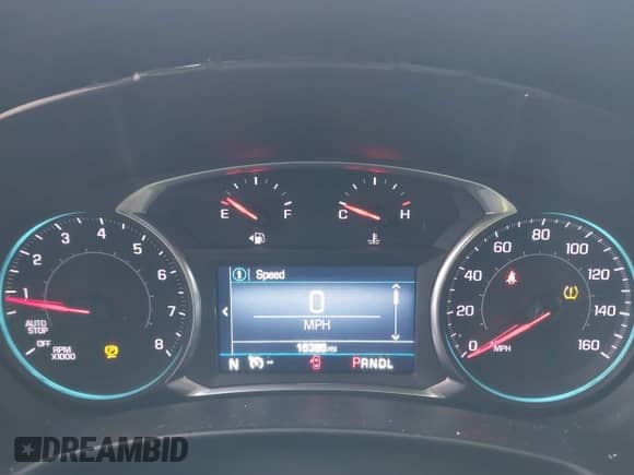 2024 Chevrolet Equinox RS z VIN 3GNAXWEG8RS176932, wystawiony jako IAAI lot #41509415 z przebiegiem 16 386 mil mil oraz . Historia ofert i sprzedaży dostępna na DreamBid. Obrazek 7.