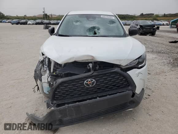 2024 Toyota Corolla Cross L с VIN 7MUAAAAG7RV075720, выставлен на аукционе Copart как лот 69745205 с пробегом 32 257 миль миль и На запчасти • Non repairable. История ставок и продаж доступна на DreamBid. Изображение 5.