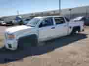 2015 GMC Sierra 1500 Denali z VIN 3GTU2WEC1FG320062, wystawiony jako Copart lot #81668345 z przebiegiem 132 850 mil mil oraz Szkoda całkowita • Salvage title. Historia ofert i sprzedaży dostępna na DreamBid. Obrazek 1.