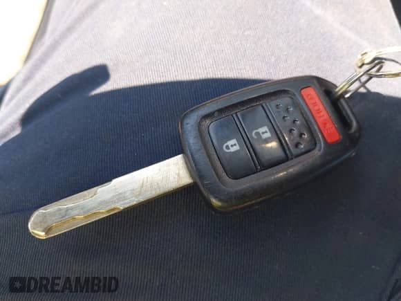 2014 Honda CR-V EX-L with VIN 2HKRM4H75EH684073, listed as a IAAI auction lot 43309199 with 210,526 mi miles and . Bid and sale history available at DreamBid. Image 11.