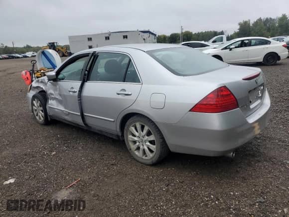 2007 Honda Accord LX with VIN 1HGCM66367A801074, listed as a Copart auction lot 81266335 with 137,325 mi miles and Clean title. Bid and sale history available at DreamBid. Image 2.