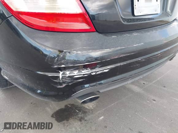 2009 Mercedes-Benz C 300 Sport с VIN WDDGF54X49F225037, выставлен на аукционе IAAI как лот 43177105 с пробегом 227 516 миль миль и . История ставок и продаж доступна на DreamBid. Изображение 6.