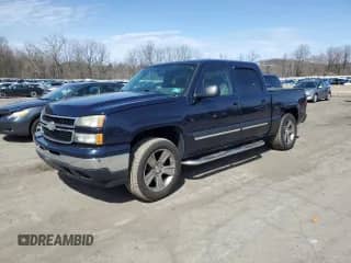 2007 Chevrolet Silverado 1500 LT1 with VIN 2GCEK13Z471141569, listed as a Copart auction lot 51491505 with 153,947 mi miles and Salvage title. Bid and sale history available at DreamBid. Image 1.