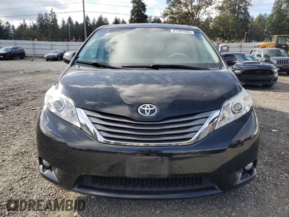 2014 Toyota Sienna XLE with VIN 5TDYK3DC0ES508153, listed as a Copart auction lot 87307935 with 112,211 mi miles and Salvage title. Bid and sale history available at DreamBid. Image 5.