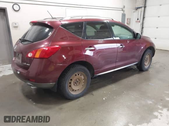 2009 Nissan Murano S z VIN JN8AZ18W99W125926, wystawiony jako IAAI lot #43357691 z przebiegiem 157 190 mil mil oraz . Historia ofert i sprzedaży dostępna na DreamBid. Obrazek 4.