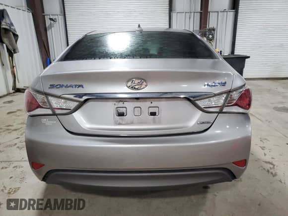 2013 Hyundai Sonata Limited z VIN KMHEC4A43DA080945, wystawiony jako Copart lot #90450145 z przebiegiem 160 917 mil mil oraz Czysty tytuł • Clean title. Historia ofert i sprzedaży dostępna na DreamBid. Obrazek 6.
