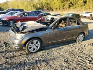 2011 Mercedes-Benz C 300 Sport z VIN WDDGF8BB5BR166822, wystawiony jako Copart lot #84623835 z przebiegiem Nie podano mil oraz Szkoda całkowita • Salvage title. Historia ofert i sprzedaży dostępna na DreamBid. Obrazek 1.