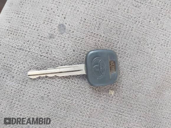 2003 Toyota Corolla LE с VIN 1NXBR32E13Z181336, выставлен на аукционе IAAI как лот 43511986 с пробегом 281 653 миль миль и . История ставок и продаж доступна на DreamBid. Изображение 11.