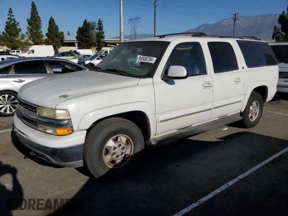 2002 Chevrolet Suburban LT с VIN 3GNEC16TX2G353355, выставлен на аукционе Copart как лот 68508734 с пробегом Не указан миль и Чистый • Clean title. История ставок и продаж доступна на DreamBid. Изображение 1.