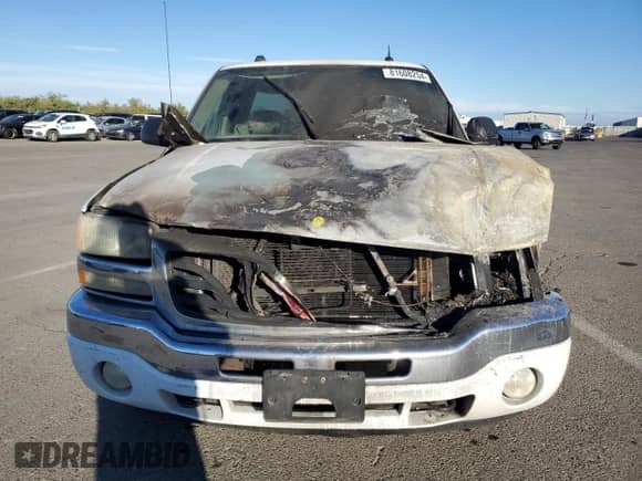 2005 GMC Sierra 1500 SLT with VIN 2GTEC19T951230017, listed as a Copart auction lot 81608254 with Not provided miles and Salvage title. Bid and sale history available at DreamBid. Image 5.