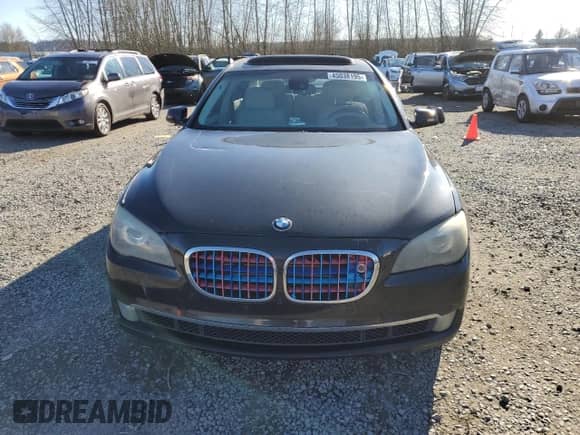 2010 BMW 7 Series с VIN WBAKB0C51ACY40084, выставлен на аукционе Copart как лот 45038195 с пробегом 112 601 миль миль и Списание • Salvage title. История ставок и продаж доступна на DreamBid. Изображение 5.