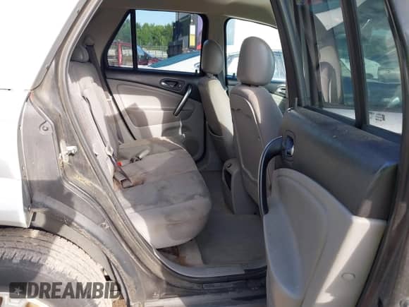 2007 Saturn VUE I4 with VIN 5GZCZ33DX7S841744, listed as a IAAI auction lot 42857869 with 203,694 mi miles and . Bid and sale history available at DreamBid. Image 8.