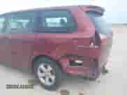 2017 Toyota Sienna L z VIN 5TDZZ3DC1HS886194, wystawiony jako IAAI lot #42917497 z przebiegiem 91 070 mil mil oraz . Historia ofert i sprzedaży dostępna na DreamBid. Obrazek 17.