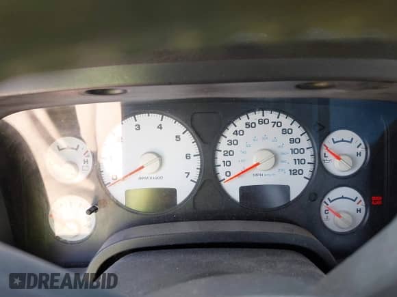 2004 Dodge 1500 SLT with VIN 1D7HU18N44J121357, listed as a IAAI auction lot 42635152 with Not provided miles and . Bid and sale history available at DreamBid. Image 14.