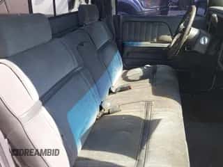 1992 Dodge Dakota S z VIN 1B7GL26X9NS542473, wystawiony jako IAAI lot #43393393 z przebiegiem 345 900 mil mil oraz . Historia ofert i sprzedaży dostępna na DreamBid. Obrazek 5.