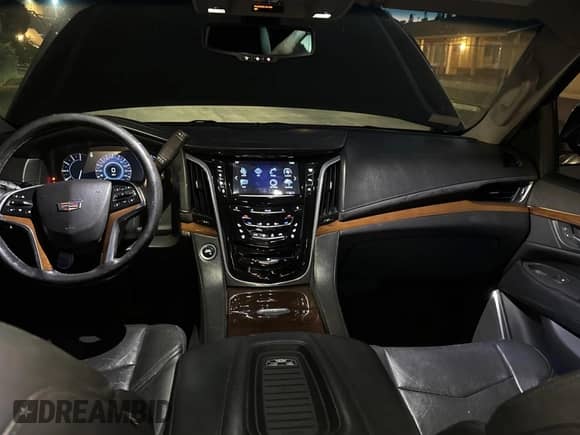 2018 Cadillac Escalade with VIN 1GYS4GKJ7JR306518, listed as a Copart auction lot 73895064 with 129,681 mi miles and Salvage title. Bid and sale history available at DreamBid. Image 9.