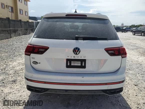 2022 Volkswagen Tiguan SE R-Line Black с VIN 3VVCB7AX3NM028036, выставлен на аукционе Copart как лот 67120325 с пробегом 18 963 миль миль и Списание • Salvage title. История ставок и продаж доступна на DreamBid. Изображение 6.