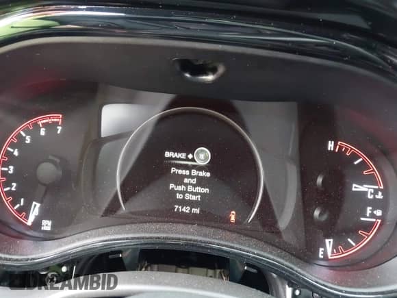 2025 Dodge Durango R/T Plus with VIN 1C4SDJCT6SC503445, listed as a IAAI auction lot 42428235 with 7,142 mi miles and . Bid and sale history available at DreamBid. Image 7.
