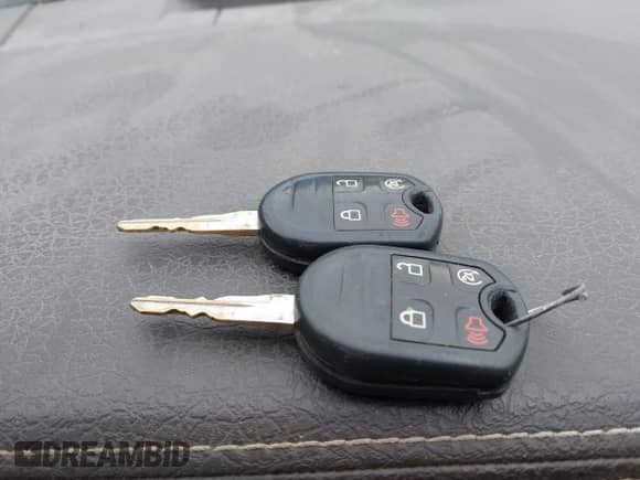 2011 Ford F-150 XLT z VIN 1FTFW1ET3BFA97549, wystawiony jako IAAI lot #42345418 z przebiegiem 189 105 mil mil oraz . Historia ofert i sprzedaży dostępna na DreamBid. Obrazek 11.